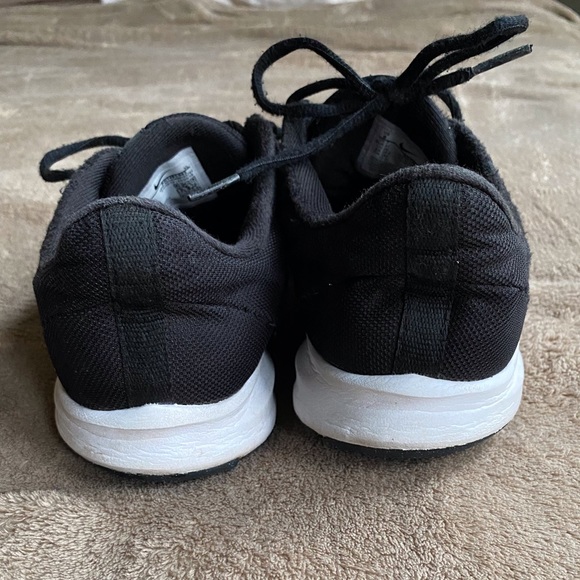 Nike Running Shoes - Picture 4 of 5